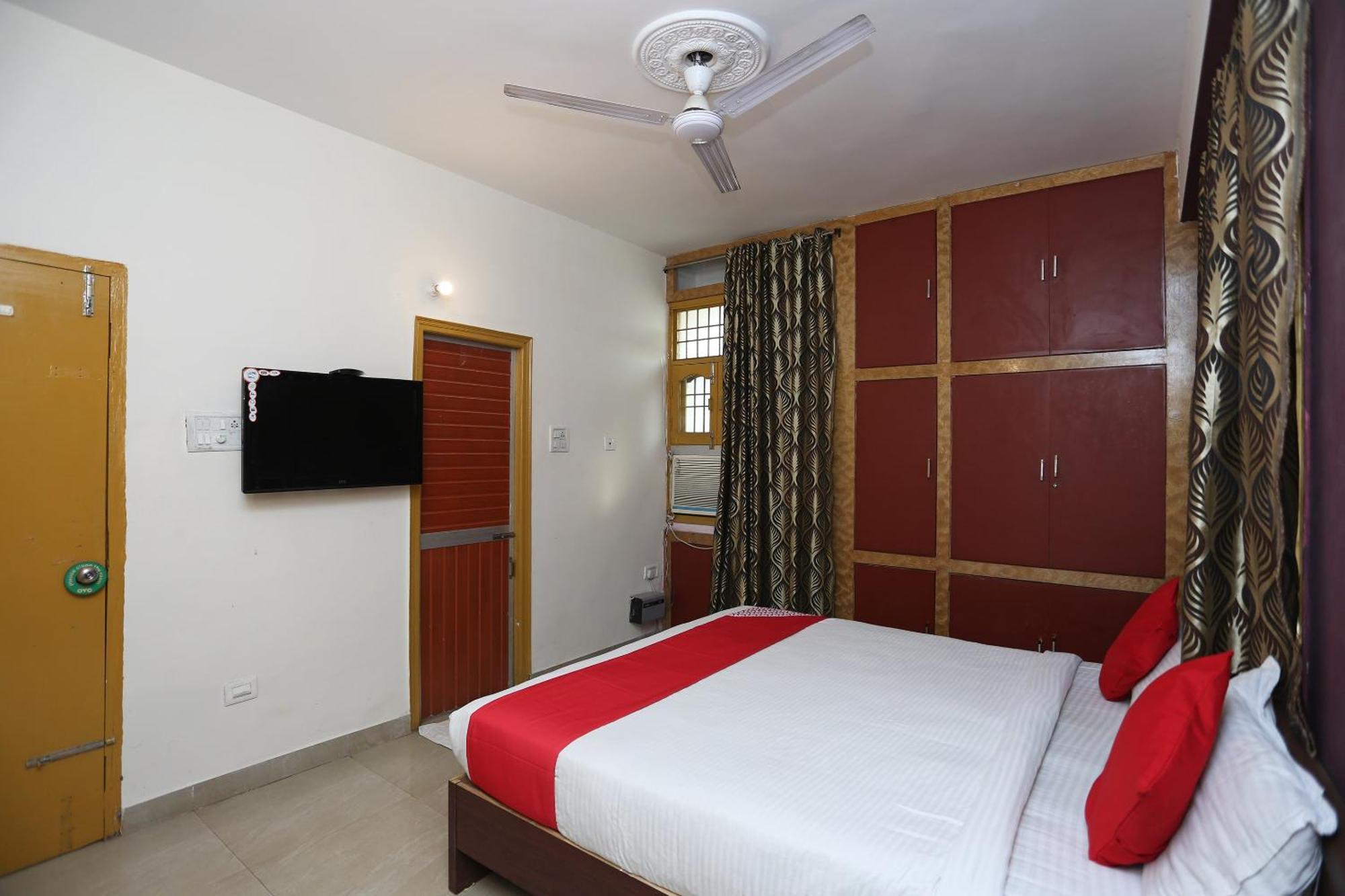Vibrant Guest House Danapur Exteriör bild