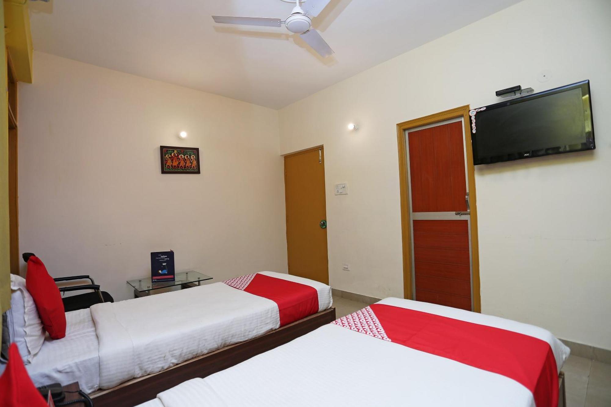 Vibrant Guest House Danapur Exteriör bild
